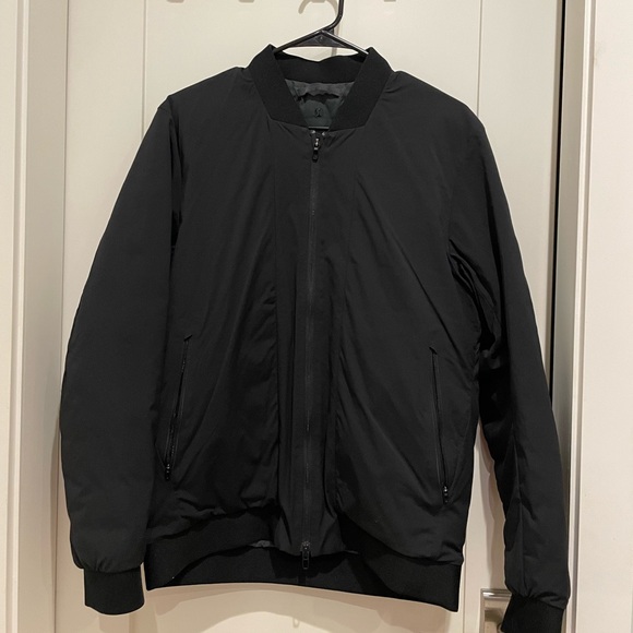 lululemon athletica Other - Men's Lululemon Black Bomber Jacket
